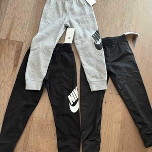 Nike Kids Sweatpants Set in Black & Gray - 3 Pack